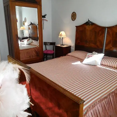 Casa Carducci * Оффида