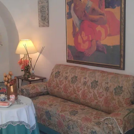 Casa Carducci Оффида